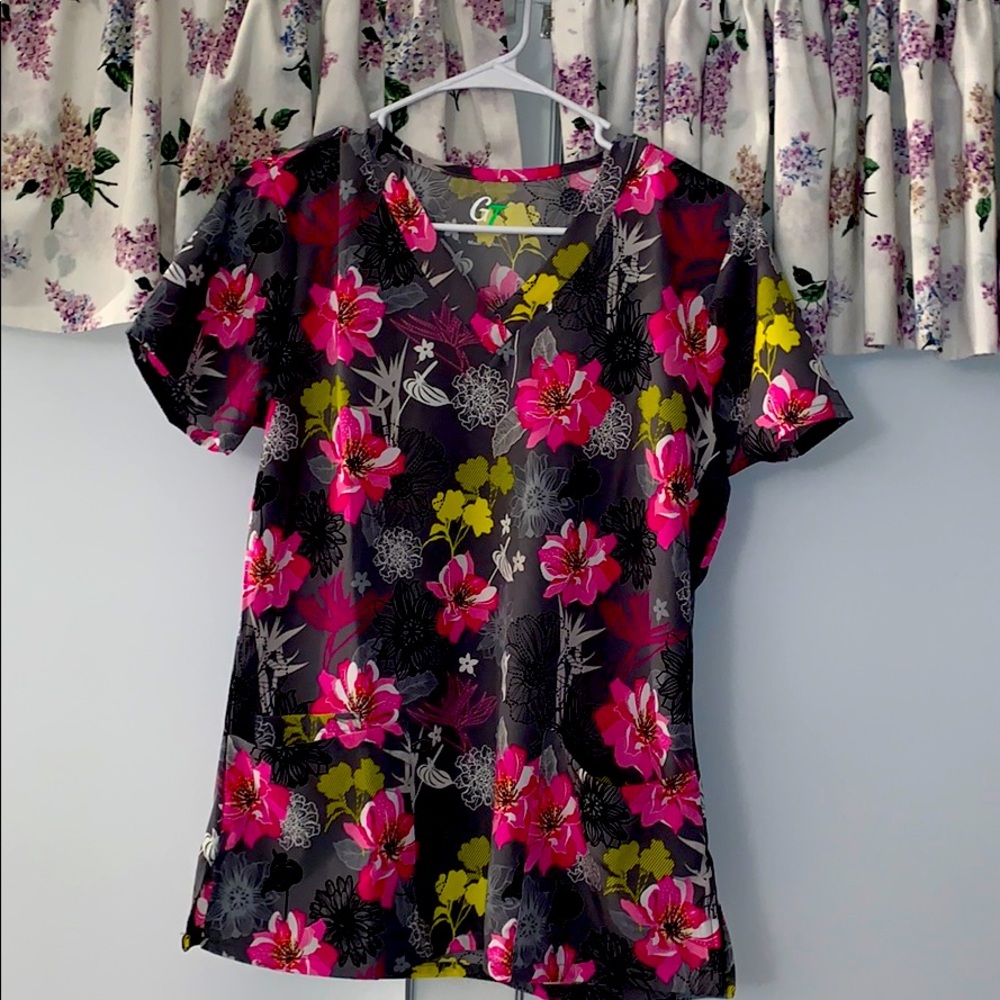 Nurse scrub top floral